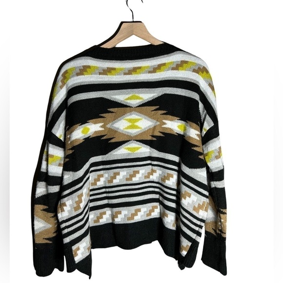 Qmack Geometric Sweater - Size S - Picture 2 of 6